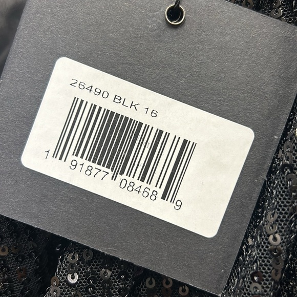 Mac Duggal 26490 NWT SEQUINED LONG SLEEVE GOWN - Picture 8 of 8